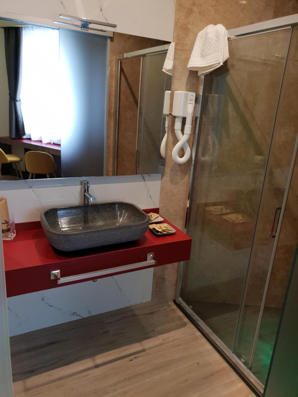 Th Luxury Rooms & Apartment Giardini Naxos Esterno foto