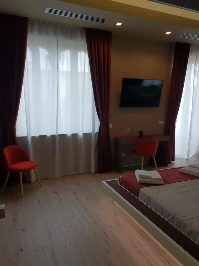 Th Luxury Rooms & Apartment Giardini Naxos Esterno foto