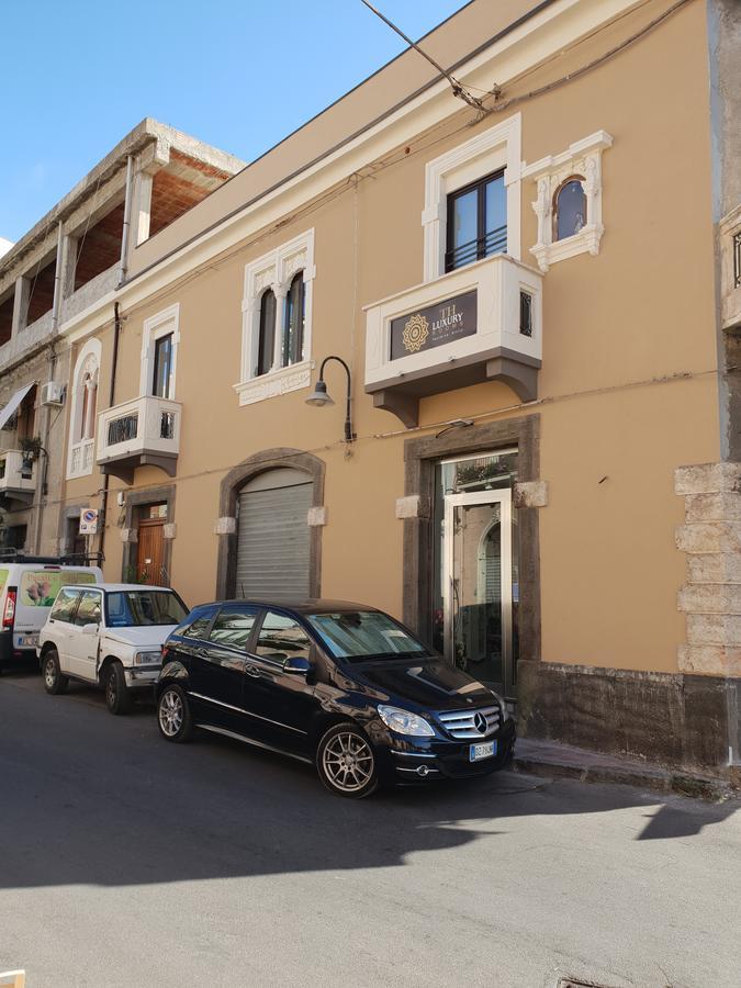 Th Luxury Rooms & Apartment Giardini Naxos Esterno foto